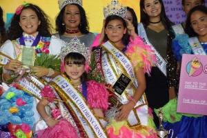 Evah Ras (TOB) Reina infantil, Ileyna de Cuba(Champagne) Reina Hubenil 