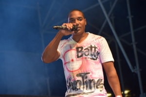 Bista fotografico anochi # 2 prefinal Caiso y Soca Monarch Festival 2017