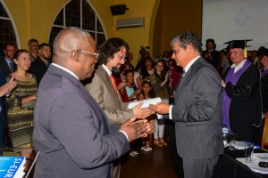 Ryçond Santos do Nascimento verdedigt proefschrift met succes
