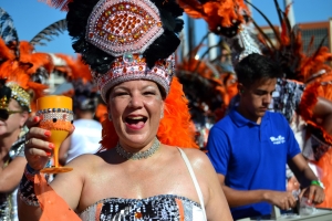 Bista fotografico y drone video di parada grandi y resultado di Carnaval