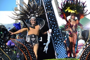 Bista fotografico y drone video di parada grandi y resultado di Carnaval