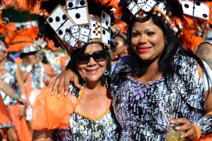 Bista fotografico y drone video di parada grandi y resultado di Carnaval
