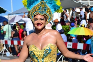 Bista fotografico y drone video di parada grandi y resultado di Carnaval