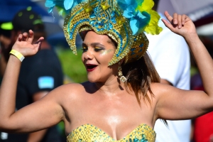 Bista fotografico y drone video di parada grandi y resultado di Carnaval