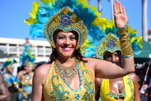 Bista fotografico y drone video di parada grandi y resultado di Carnaval
