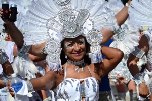 Bista fotografico y drone video di parada grandi y resultado di Carnaval
