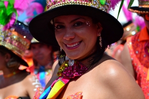 Bista fotografico y drone video di parada grandi y resultado di Carnaval