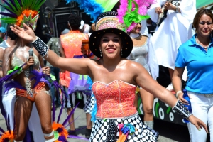 Bista fotografico y drone video di parada grandi y resultado di Carnaval