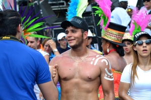 Bista fotografico y drone video di parada grandi y resultado di Carnaval
