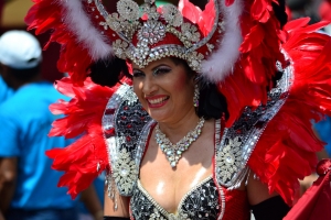 Bista fotografico y drone video di parada grandi y resultado di Carnaval