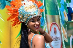 Bista fotografico y drone video di parada grandi y resultado di Carnaval