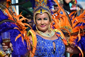 Bista fotografico y drone video di parada grandi y resultado di Carnaval