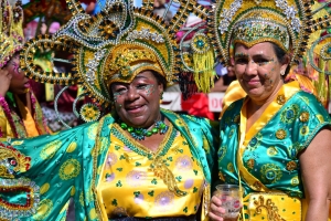 Bista fotografico y drone video di parada grandi y resultado di Carnaval