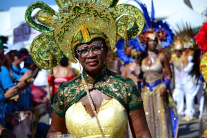 Bista fotografico y drone video di parada grandi y resultado di Carnaval
