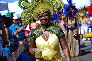 Bista fotografico y drone video di parada grandi y resultado di Carnaval