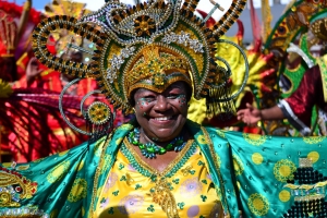 Bista fotografico y drone video di parada grandi y resultado di Carnaval