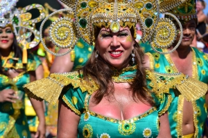 Bista fotografico y drone video di parada grandi y resultado di Carnaval