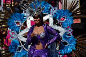 Bista fotografico y drone video di parada grandi y resultado di Carnaval