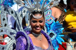 Bista fotografico y drone video di parada grandi y resultado di Carnaval