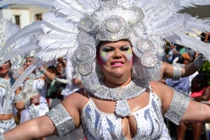 Bista fotografico y drone video di parada grandi y resultado di Carnaval