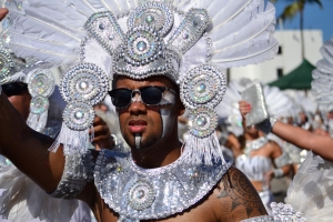 Bista fotografico y drone video di parada grandi y resultado di Carnaval