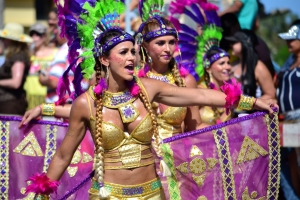 Bista fotografico y drone video di parada grandi y resultado di Carnaval