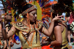Bista fotografico y drone video di parada grandi y resultado di Carnaval