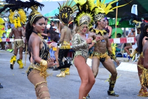Bista fotografico y drone video di parada grandi y resultado di Carnaval