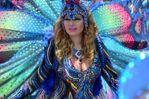 Bista fotografico y drone video di parada grandi y resultado di Carnaval