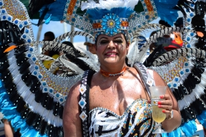 Bista fotografico y drone video di parada grandi y resultado di Carnaval