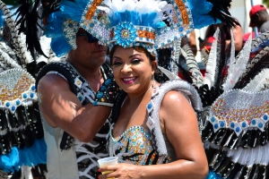 Bista fotografico y drone video di parada grandi y resultado di Carnaval