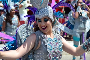 Bista fotografico y drone video di parada grandi y resultado di Carnaval