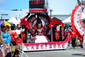 Bista fotografico y drone video di parada grandi y resultado di Carnaval