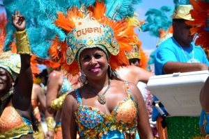 Bista fotografico y drone video di parada grandi y resultado di Carnaval