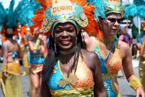 Bista fotografico y drone video di parada grandi y resultado di Carnaval