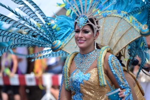 Bista fotografico y drone video di parada grandi y resultado di Carnaval