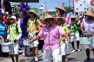 Bista fotografico y drone video di parada grandi y resultado di Carnaval