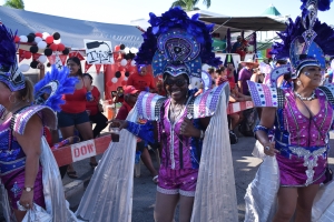 Bista fotografico y drone video di parada grandi y resultado di Carnaval