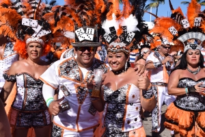Bista fotografico y drone video di parada grandi y resultado di Carnaval