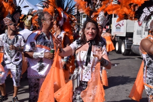 Bista fotografico y drone video di parada grandi y resultado di Carnaval