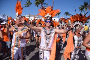 Bista fotografico y drone video di parada grandi y resultado di Carnaval