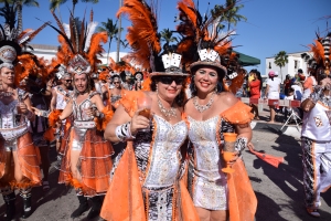 Bista fotografico y drone video di parada grandi y resultado di Carnaval