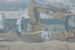 Habitantenan ta hiba Ministerio Publico Corte pa dump ilegal di asbest