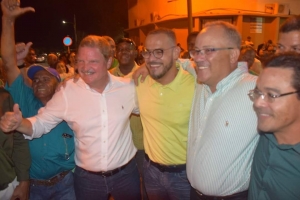 Despues di 6 siman, minister Paul Croes a aparece den publico