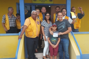 Edgar Croes ta ganador rifa di cas Aruba Lions  