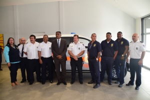 Brandweer Aruba a ricibi 4 auto Mitsubishi