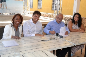 Gobierno di Bonaire a bolbe cay!