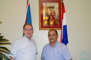 Oud-Gouverneur Aruba ingezet bij relatie Statia en Nederland