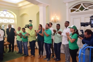 Partido AVP a entrega nan lista 3 or y mey di atardi