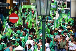 Partido AVP a entrega nan lista 3 or y mey di atardi